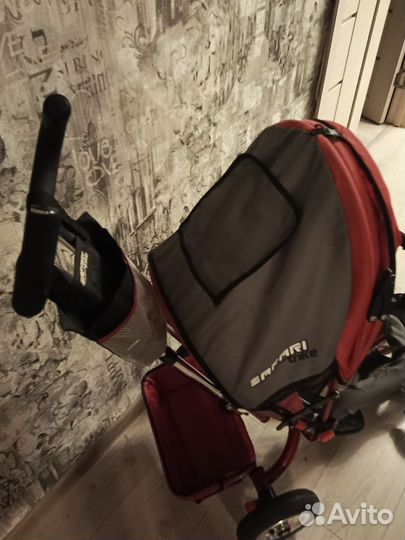 Велосипед с крышей и родительской ручкой