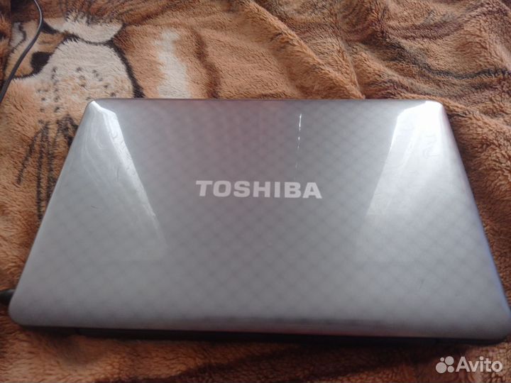 Ноутбук toshiba