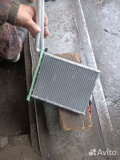 Радиатор печки Peugeot 308