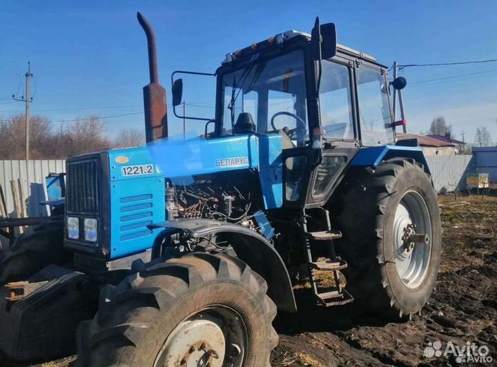 Трактор МТЗ (Беларус) 1221.2, 2010