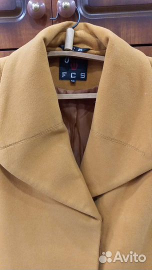 Пальто демисезонное