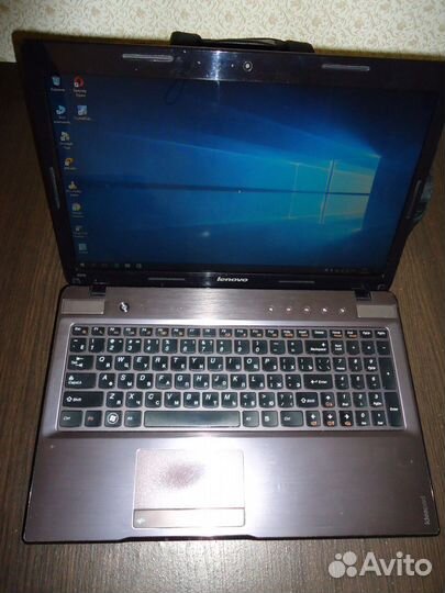Ноутбук Lenovo z575