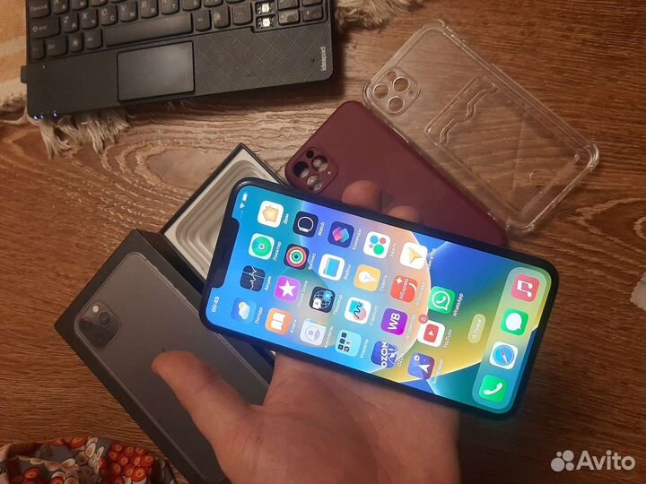 iPhone 11 Pro Max, 64 ГБ