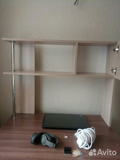 Письменный стол