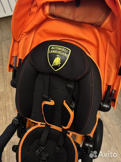 Детский трехколесный велосипед с ручкой