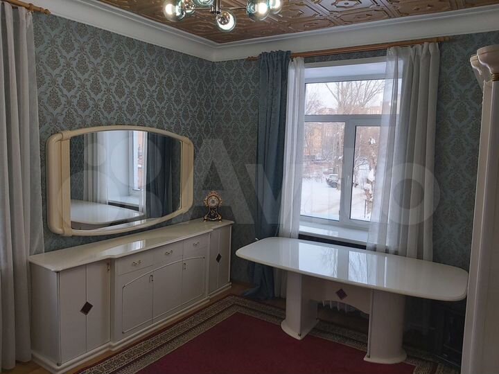 2-к. квартира, 54 м², 2/4 эт.