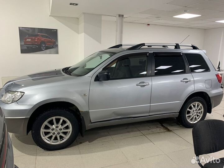 Mitsubishi Outlander 2.0 МТ, 2008, 112 497 км