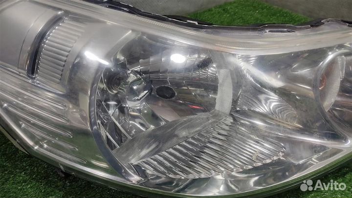 Фара правая Suzuki SX4 2008