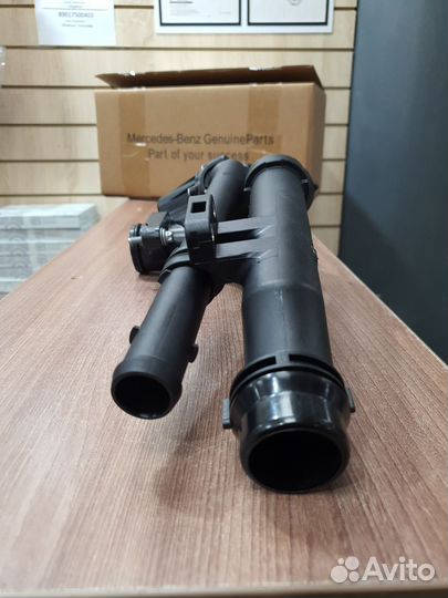 Термостат на Мерседес A2742003300