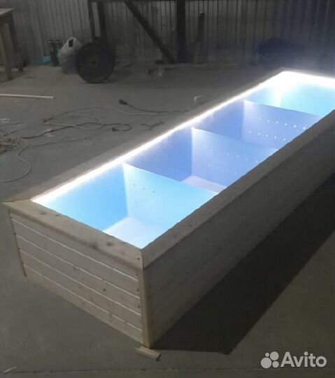 Емкость для рыбы и раков