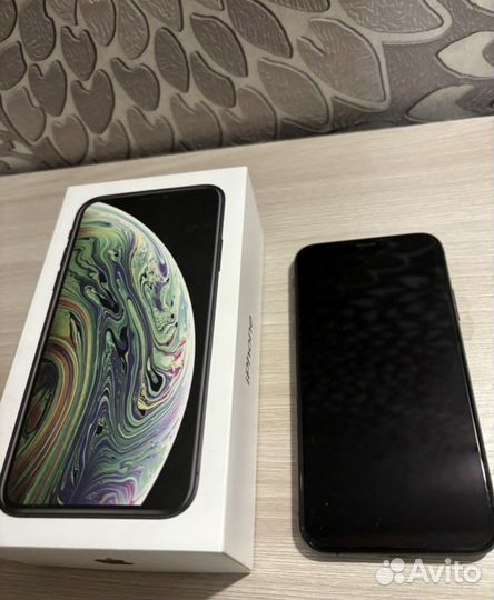 iPhone Xs, 64 ГБ