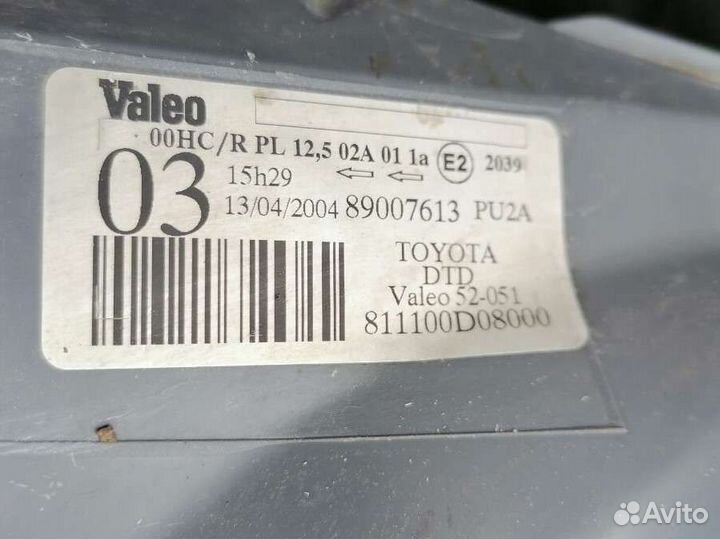 Фара правая тойота ярис витс 2004