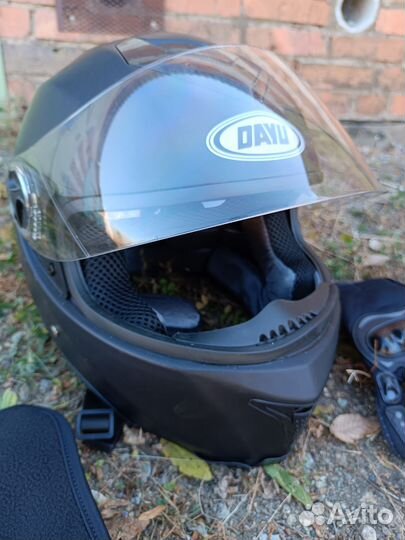 Мотошлем, каска