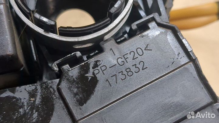 Переключатель поворотов и дворников Lexus GS, 2005