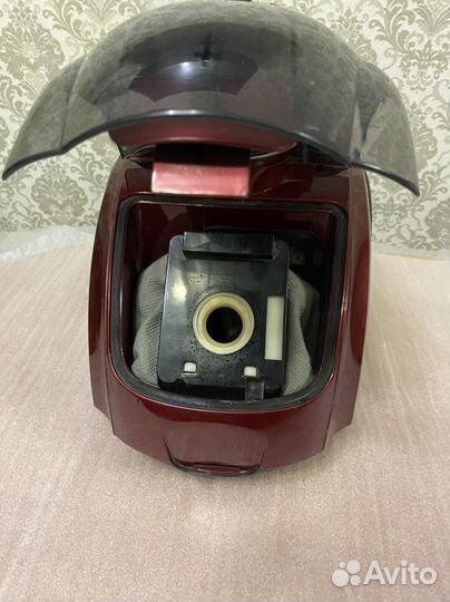 Пылесос Polar VC 1407