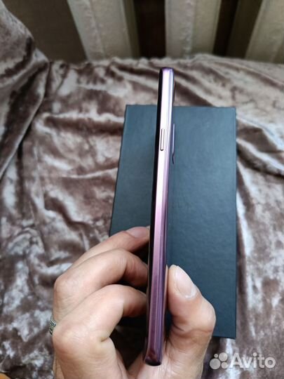 Samsung Galaxy S9 Plus, 4/64 ГБ