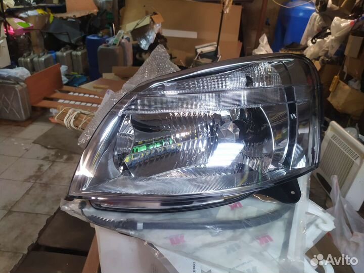 Фара citroen berlingo