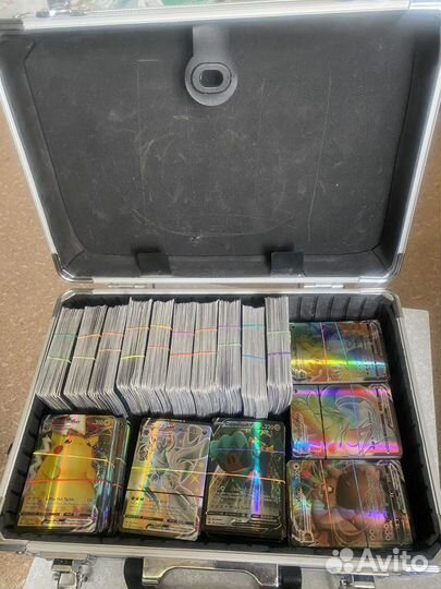 Продается коллекция Карт Pakemon