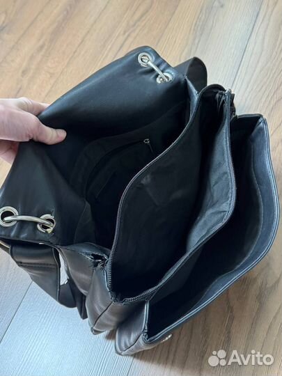 Сумка женская Reserved черная middle-size