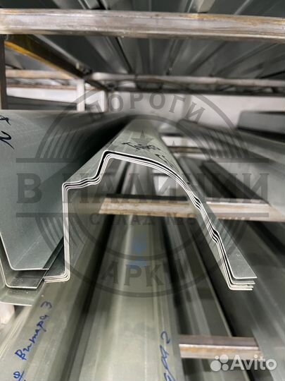 Ремонтный порог правый Toyota bB 1