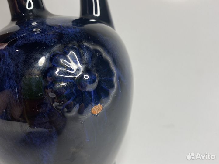 Глиняный кувшин старинный