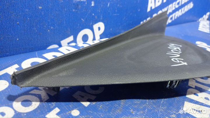 Боковая накладка торпеды Chevrolet Cobalt седан
