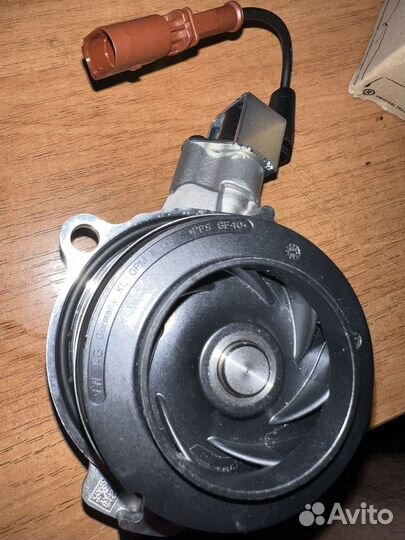 Водяной насос (помпа )