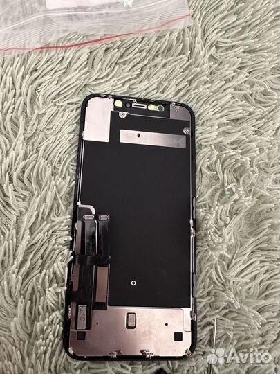 Дисплей iPhone 11