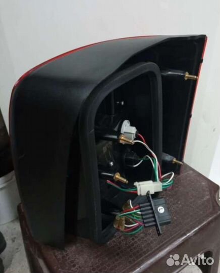 Фонарь задний левый volkswagen passat