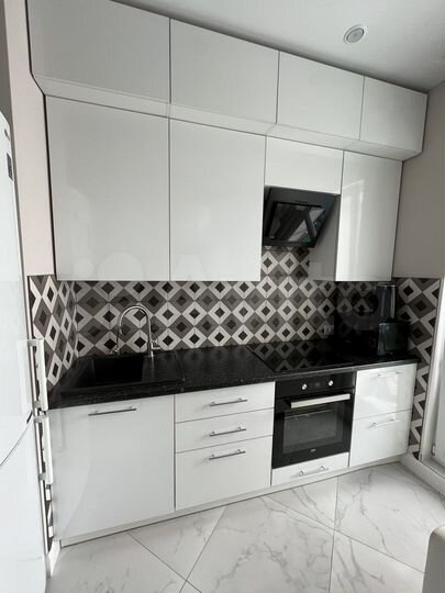 2-к. квартира, 47 м², 9/16 эт.