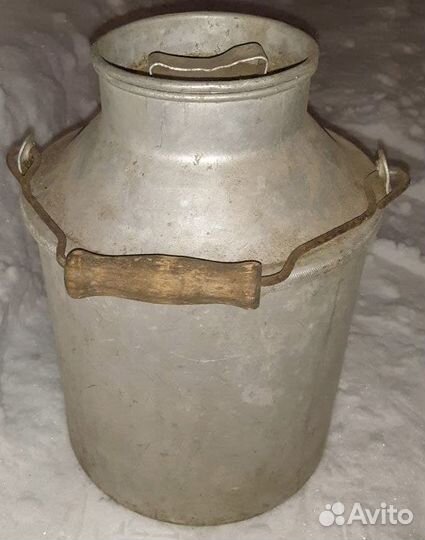 Продам большой бидон