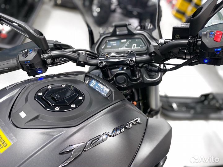 Мотоцикл Bajaj Dominar 400