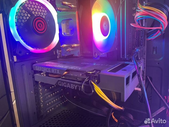 Видеокарта RTX 3050 8gb Gigabyte eagle