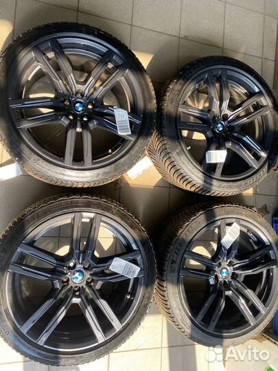 Комплект оригинальных колес BMW стиль 808M