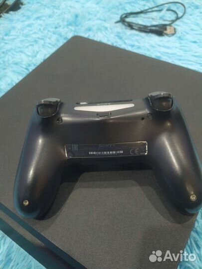 Sony PS4 slim 1tb