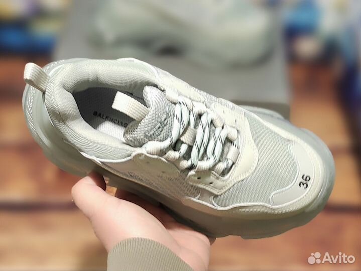 Кроссовки женские новые Balenciaga Triple S