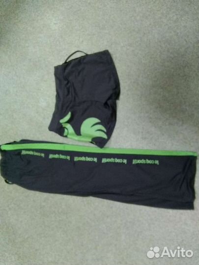 Спортивный костюм женский