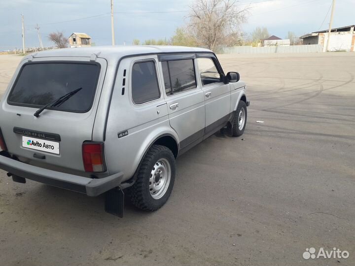 LADA 4x4 (Нива) 1.7 МТ, 2011, 197 730 км