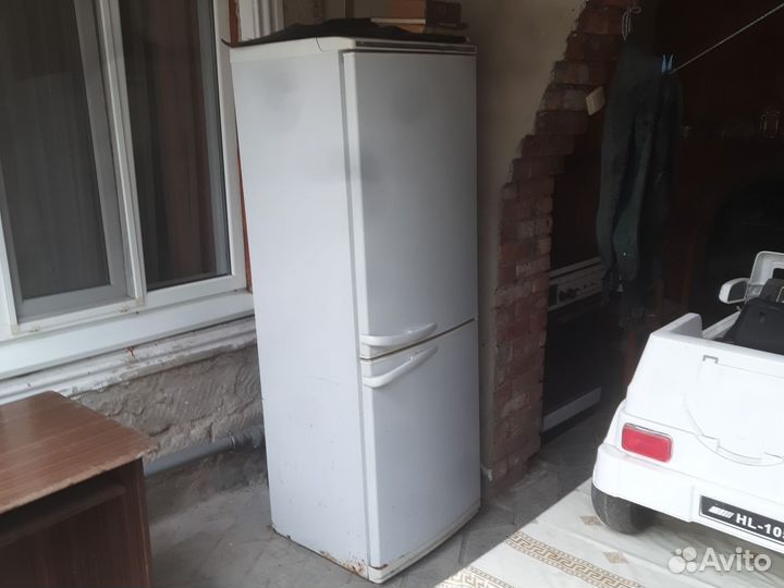 Холодильник бу