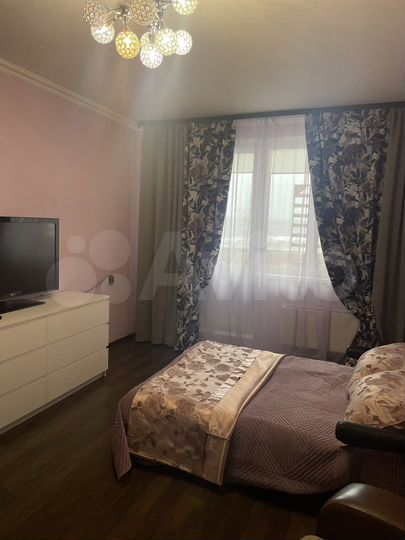 1-к. квартира, 40 м², 7/15 эт.