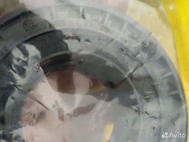 Сальник коленвала Ford Transit