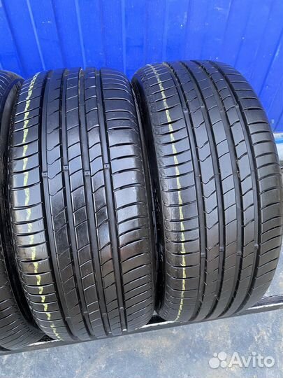 Kumho Ecsta HS51 215/45 R16