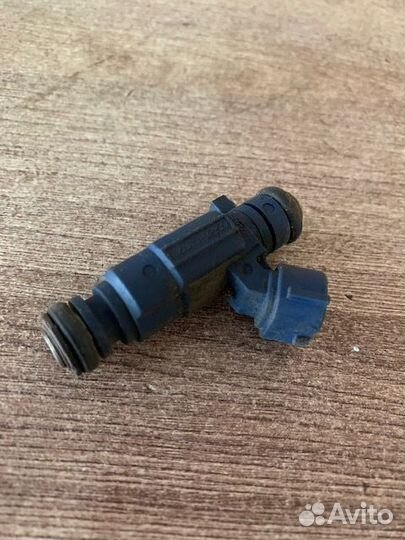 Форсунка топливная Kia Picanto 1.1