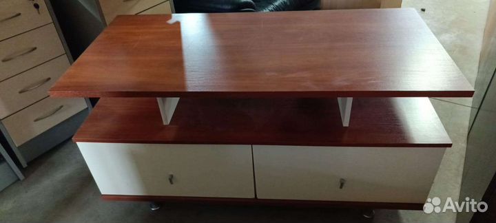 Тумба под телевизор