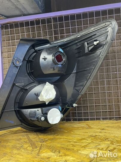 Задний фонарь Новый левый Chevrolet Aveo T300