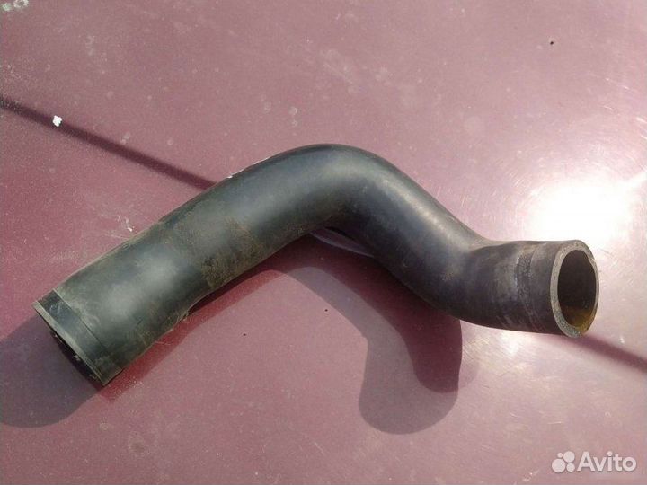 Патрубок на термостат Ford Transit 5 1995