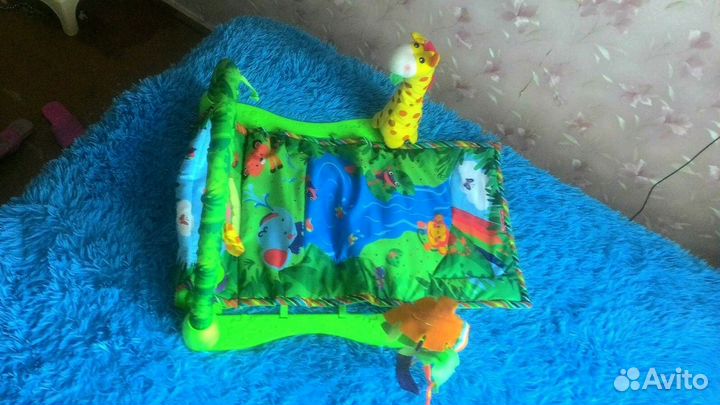 Развивающий коврик