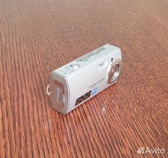 Sony Cyber-shot DSC-L1 Digital Still Camera