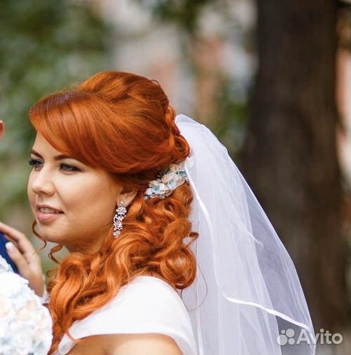 Волосы на заколках