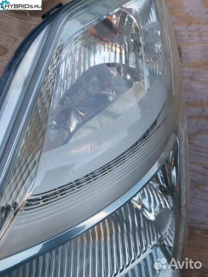 Фара левая Toyota Prius 2 NHW20 2011 81185-47150